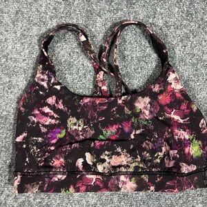 Lululemon Women Sports Bra Size 6